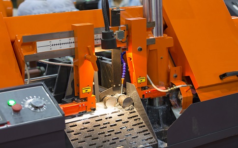 通川龙门带锯床具备哪些优点？